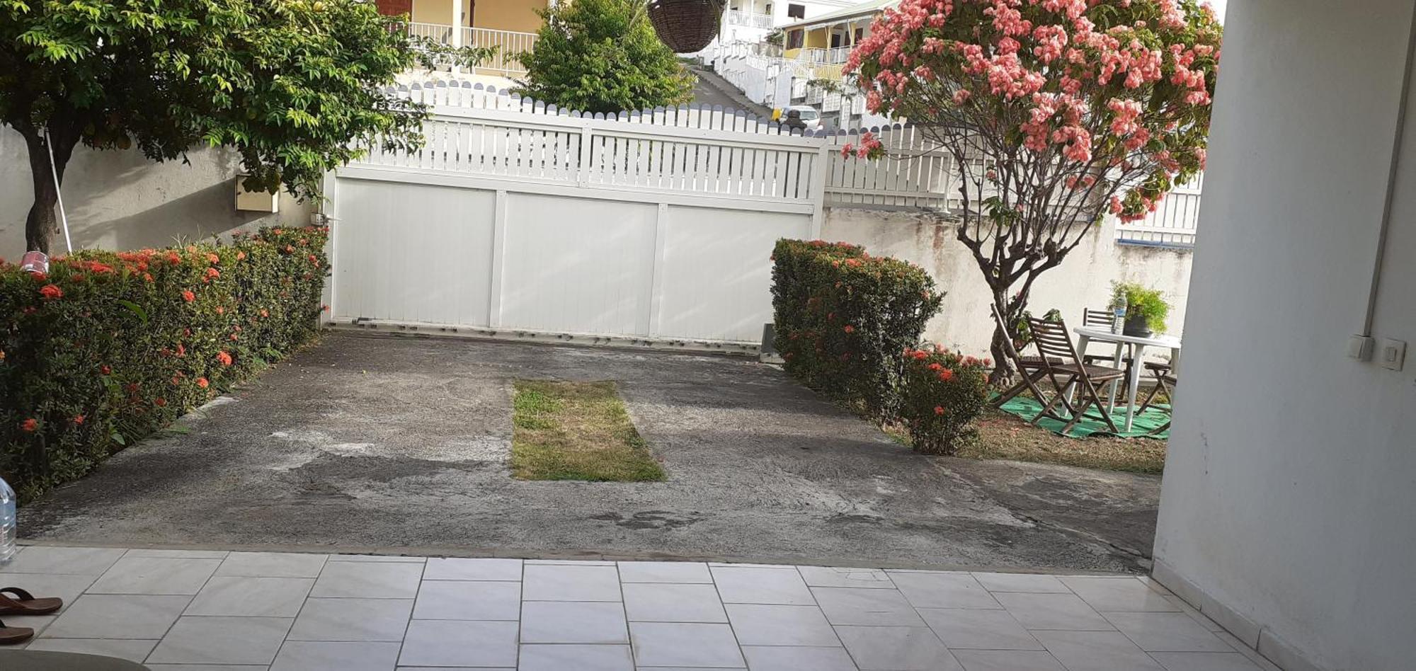 Apartament Le P'Tit Nid Cocodydy Baillif Zewnętrze zdjęcie